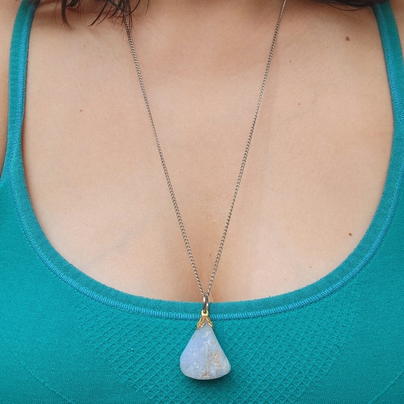 Vintage Stone Necklace - Picture 6 of 7